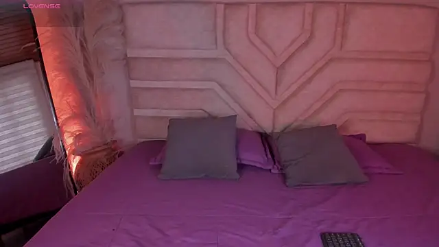 Snapshot of Rebeca_Williams_ chatting on January 2026 08:03:01 PM Rebeca Williams online show from January 2026 08:03:01 PM