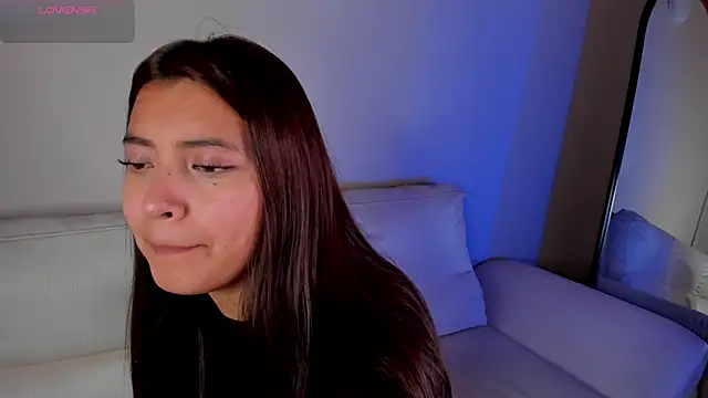 Snapshot of Rebeca_Williams_ chatting on March 2026 12:35:02 PM Rebeca Williams online show from March 2026 12:35:02 PM