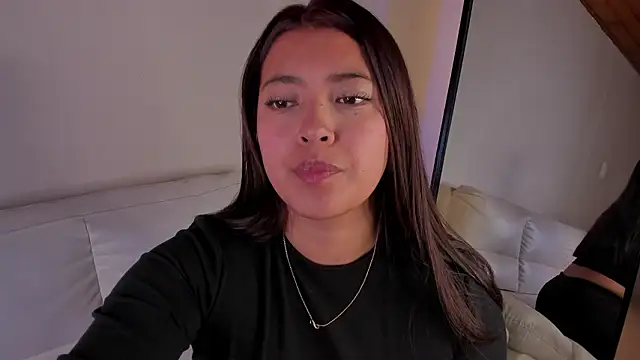 Snapshot of Rebeca_Williams_ chatting on March 2026 12:44:01 PM Rebeca Williams online show from March 2026 12:44:01 PM