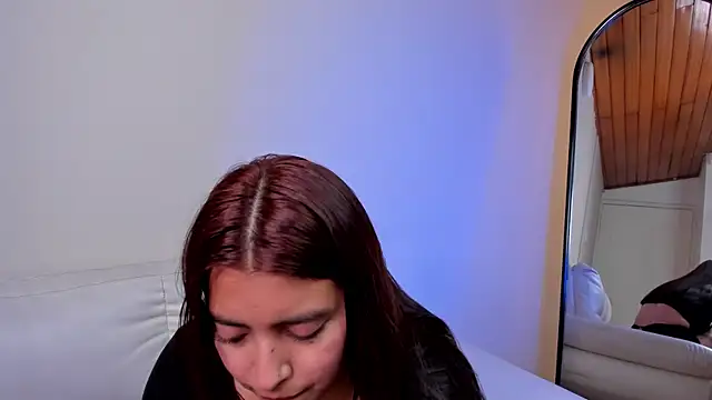 Snapshot of Rebeca_Williams_ chatting on April 2026 02:03:02 PM Rebeca Williams online show from April 2026 02:03:02 PM