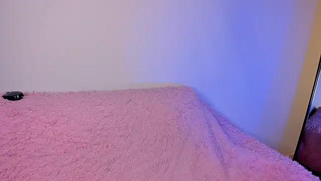 Snapshot of Rebeca_Williams_ chatting on April 2026 12:42:01 PM Rebeca Williams online show from April 2026 12:42:01 PM