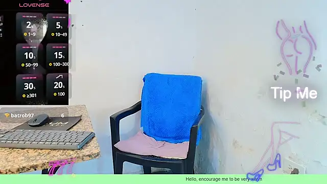 Snapshot of Oh_Tique chatting on June 2026 03:14:02 PM Oh Tique online show from June 2026 03:14:02 PM
