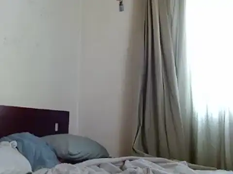 Snapshot of kittenlizz chatting on January 2025 04:34:01 PM kittenlizz online show from January 2025 04:34:01 PM