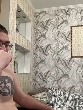 Snapshot of LushLuna chatting on January 2025 03:46:01 PM LushLuna online show from January 2025 03:46:01 PM