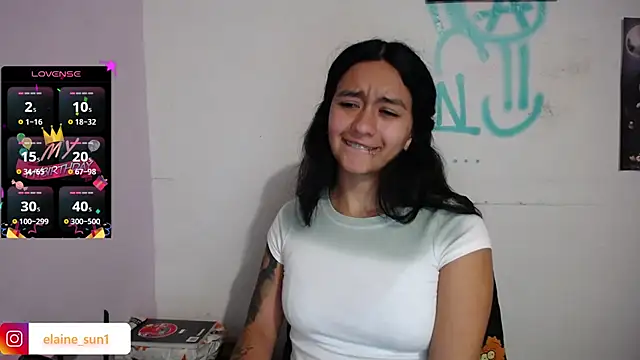 Snapshot of elaine_sun chatting on February 2025 03:11:02 AM elaine sun online show from February 2025 03:11:02 AM
