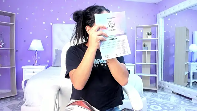 scarlette 15  online show from September 2025 03:30:02 AM