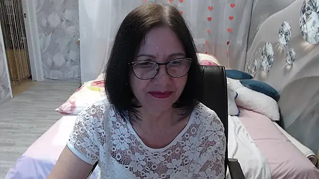 Snapshot of OlgaHottie chatting on March 2026 11:39:02 PM OlgaHottie online show from March 2026 11:39:02 PM