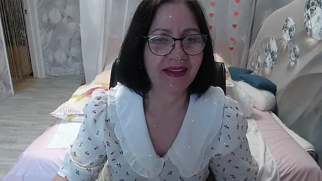 Snapshot of OlgaHottie chatting on April 2026 11:27:01 PM OlgaHottie online show from April 2026 11:27:01 PM