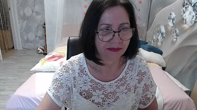 Snapshot of OlgaHottie chatting on April 2026 11:39:02 PM OlgaHottie online show from April 2026 11:39:02 PM
