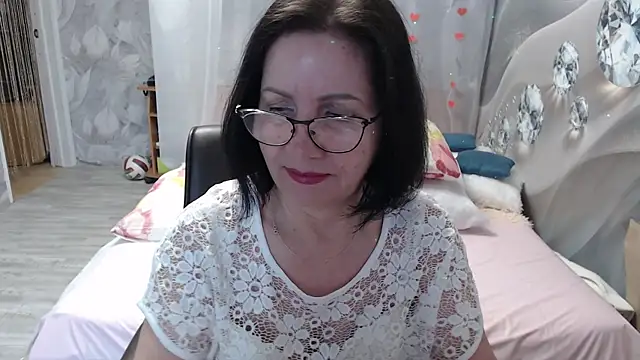 Snapshot of OlgaHottie chatting on April 2026 11:40:02 PM OlgaHottie online show from April 2026 11:40:02 PM