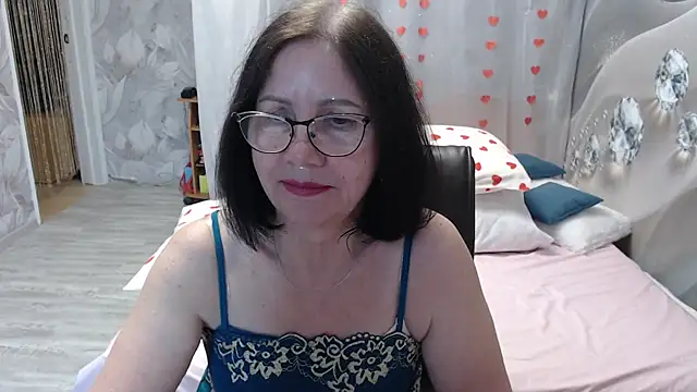 Snapshot of OlgaHottie chatting on May 2026 11:01:04 PM OlgaHottie online show from May 2026 11:01:04 PM
