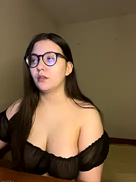 Snapshot of Prudie_Gabriella chatting on November 2025 02:11:01 PM Prudie Gabriella online show from November 2025 02:11:01 PM