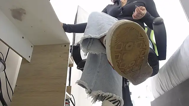 alma fenix online show from February 2025 12:19:01 PM