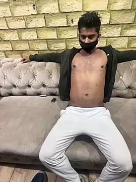 Snapshot of John_desihunk chatting on January 2025 05:59:01 PM John desihunk online show from January 2025 05:59:01 PM