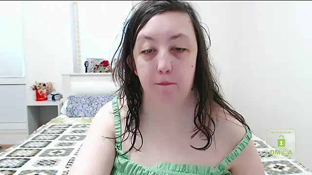 cute and hot online show from February 2025 09:43:01 AM