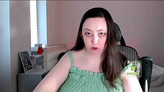 cute and hot online show from February 2026 01:31:01 PM