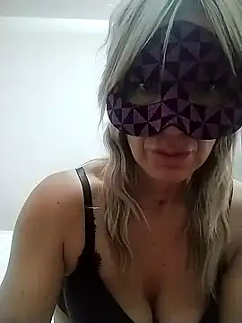 Snapshot of porcedda38 chatting on December 2024 01:01:02 PM porcedda38 online show from December 2024 01:01:02 PM