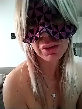 Snapshot of porcedda38 chatting on January 2025 06:49:01 AM porcedda38 online show from January 2025 06:49:01 AM