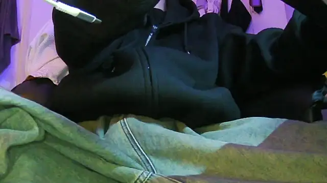 Snapshot of Ray175oo chatting on March 2026 01:38:01 PM Ray175oo online show from March 2026 01:38:01 PM