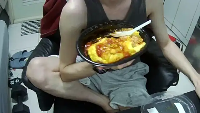 Snapshot of Ray175oo chatting on March 2026 04:50:02 PM Ray175oo online show from March 2026 04:50:02 PM