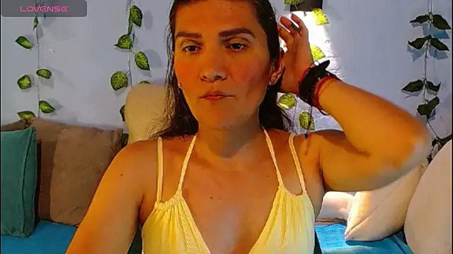 venus swet  online show from April 2026 12:02:02 AM