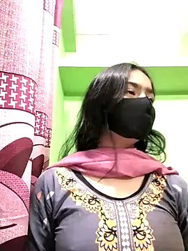 Snapshot of Arisha- chatting on January 2025 01:11:01 PM Arisha- online show from January 2025 01:11:01 PM