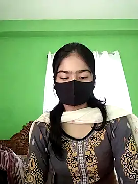 Snapshot of Arisha- chatting on January 2025 06:10:01 AM Arisha- online show from January 2025 06:10:01 AM