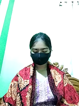 Snapshot of Arisha- chatting on January 2025 03:57:02 PM Arisha- online show from January 2025 03:57:02 PM