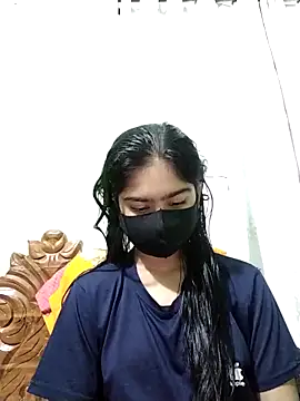 Snapshot of Arisha- chatting on February 2025 04:44:01 PM Arisha- online show from February 2025 04:44:01 PM