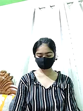 Snapshot of Arisha- chatting on February 2025 12:49:01 AM Arisha- online show from February 2025 12:49:01 AM