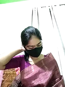 Snapshot of Arisha- chatting on February 2025 11:19:02 PM Arisha- online show from February 2025 11:19:02 PM