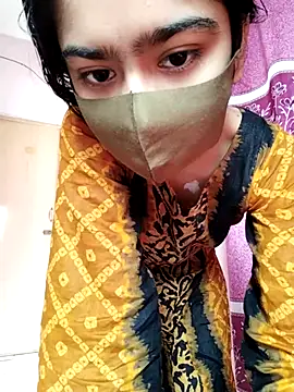 Snapshot of Arisha- chatting on October 2025 03:10:02 AM Arisha- online show from October 2025 03:10:02 AM