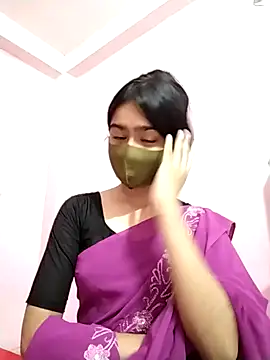 Snapshot of Arisha- chatting on October 2025 06:41:02 PM Arisha- online show from October 2025 06:41:02 PM