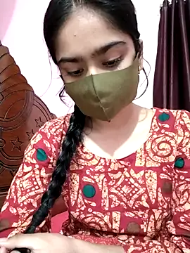 Snapshot of Arisha- chatting on October 2025 08:58:01 PM Arisha- online show from October 2025 08:58:01 PM