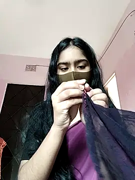 Snapshot of Arisha- chatting on November 2025 09:11:01 AM Arisha- online show from November 2025 09:11:01 AM