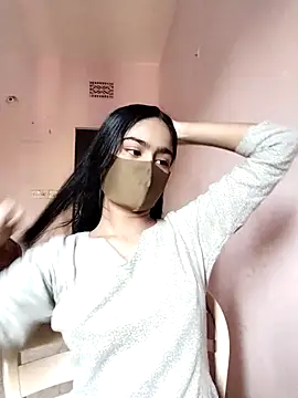 Snapshot of Arisha- chatting on November 2025 09:20:01 AM Arisha- online show from November 2025 09:20:01 AM