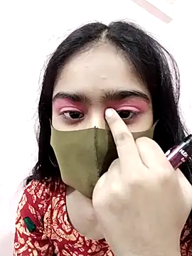 Snapshot of Arisha- chatting on November 2025 01:44:02 PM Arisha- online show from November 2025 01:44:02 PM