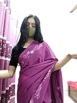 Snapshot of Arisha- chatting on November 2025 01:00:02 PM Arisha- online show from November 2025 01:00:02 PM