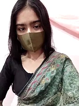 Snapshot of Arisha- chatting on December 2025 03:54:01 PM Arisha- online show from December 2025 03:54:01 PM