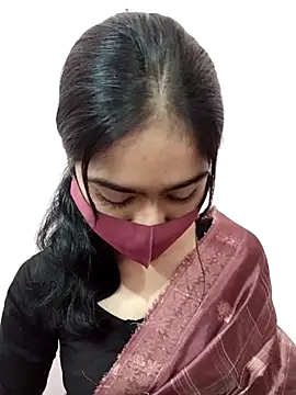 Snapshot of Arisha- chatting on December 2025 06:23:01 PM Arisha- online show from December 2025 06:23:01 PM