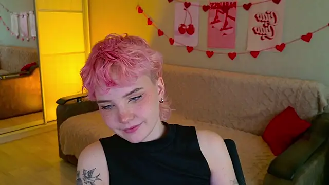 Snapshot of School_Love chatting on September 2025 11:13:02 AM School Love online show from September 2025 11:13:02 AM