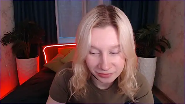 EnigmaSee online show from November 2025 09:32:02 AM