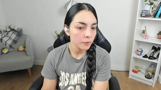  BellaEvans  online show from March 2025 05:34:01 AM