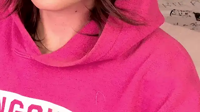 xprettysmilex online show from January 2025 11:26:01 PM