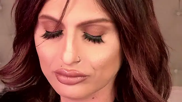 xprettysmilex online show from February 2025 08:06:02 PM