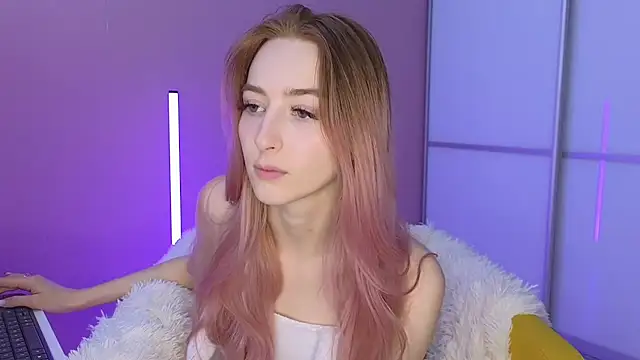 MichaDenver online show from March 2025 11:54:02 PM