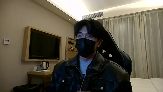 wuzhimao0207 online show from July 2026 02:43:01 PM