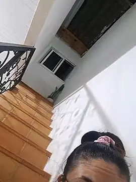 Mia Ruiz online show from October 2025 01:59:02 AM