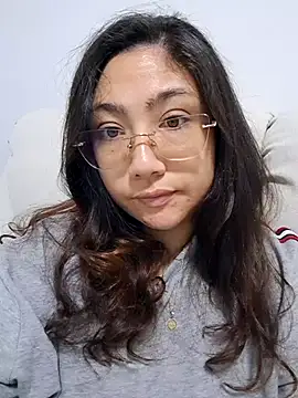 Mia Ruiz online show from December 2025 03:12:02 AM