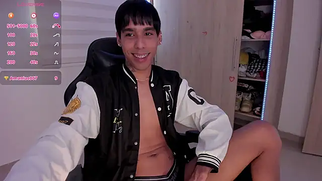 aldrinwhite online show from February 2025 08:10:01 PM